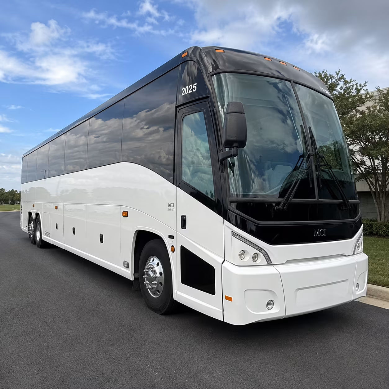 book your roseville field trip bus early spring and fall book fast