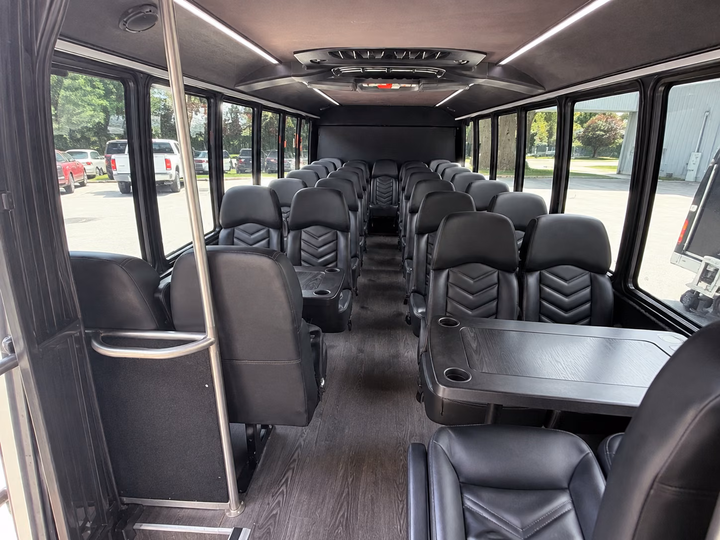 minibuses and charter buses for larger roseville prom groups