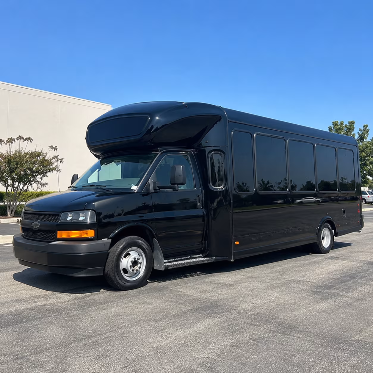prom and graduation party bus rentals for roseville area schools