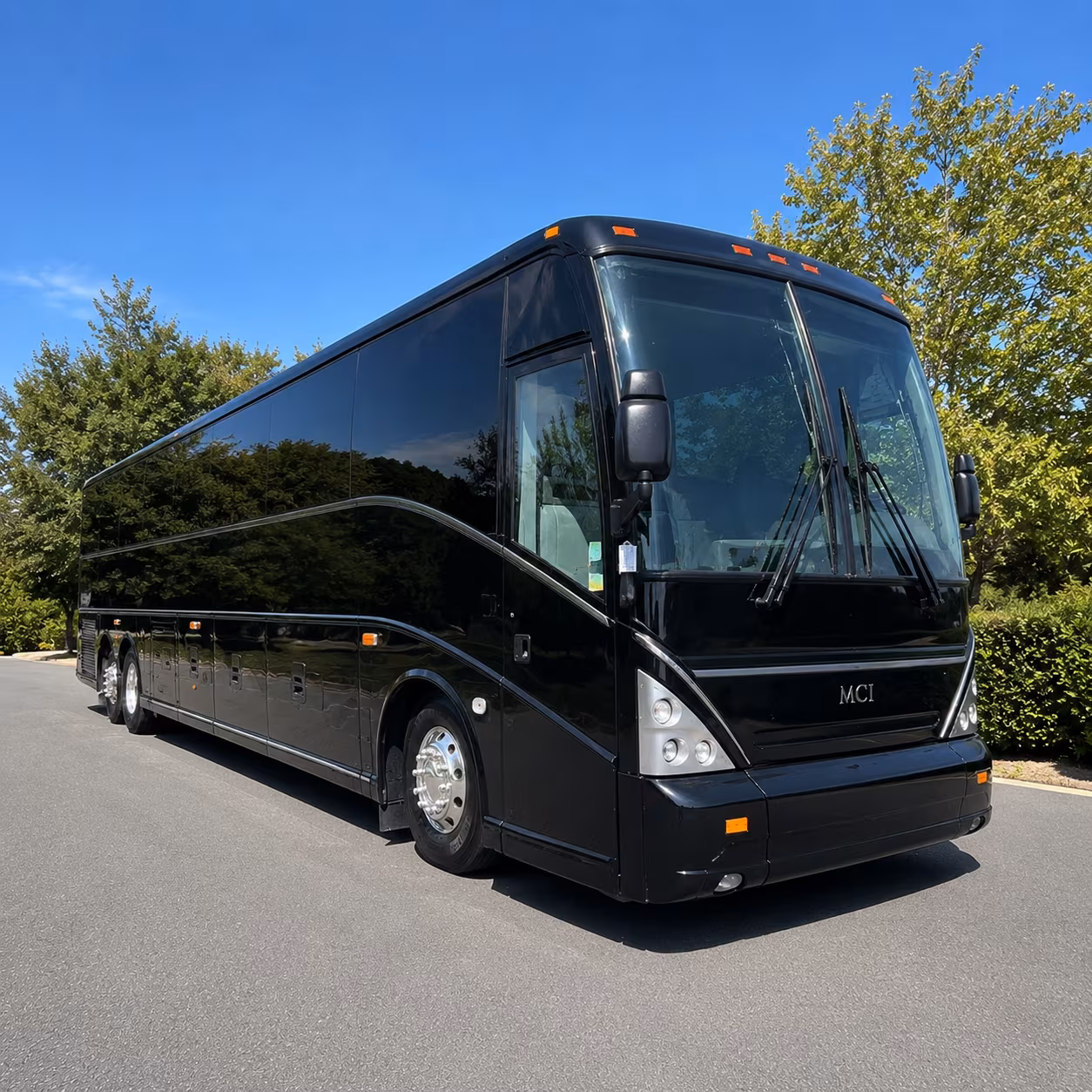 shuttle your guests between roseville hotels and foothills venues with ease